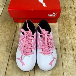 New Puma Tacto II Kids Size 11 Pink Soccer Cleats